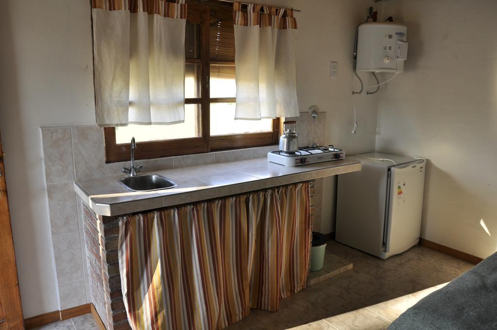 Hostal Posta Del Atuel General Alvear  Kamer foto